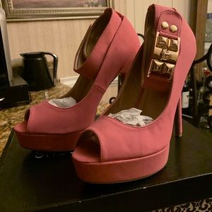 Pink heels